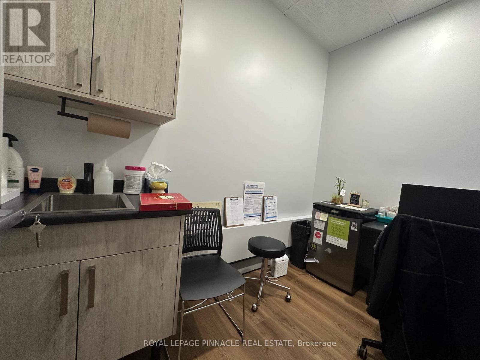 70 King Street E, Hamilton, Ontario  L8G 1K2 - Photo 6 - X13607194