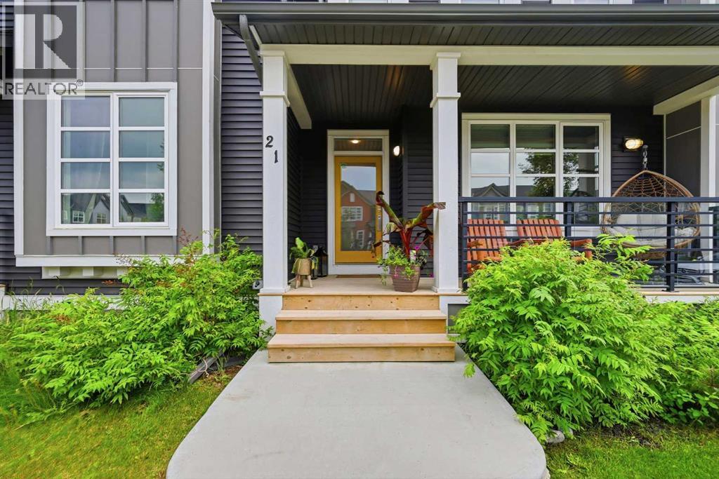 21 Carringvue Link NW, Calgary, Alberta  T3P 1K7 - Photo 3 - A2325783