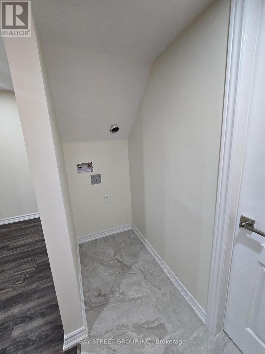 39 Decast Crescent, Markham, Ontario  L6B 1N6 - Photo 11 - N13607220