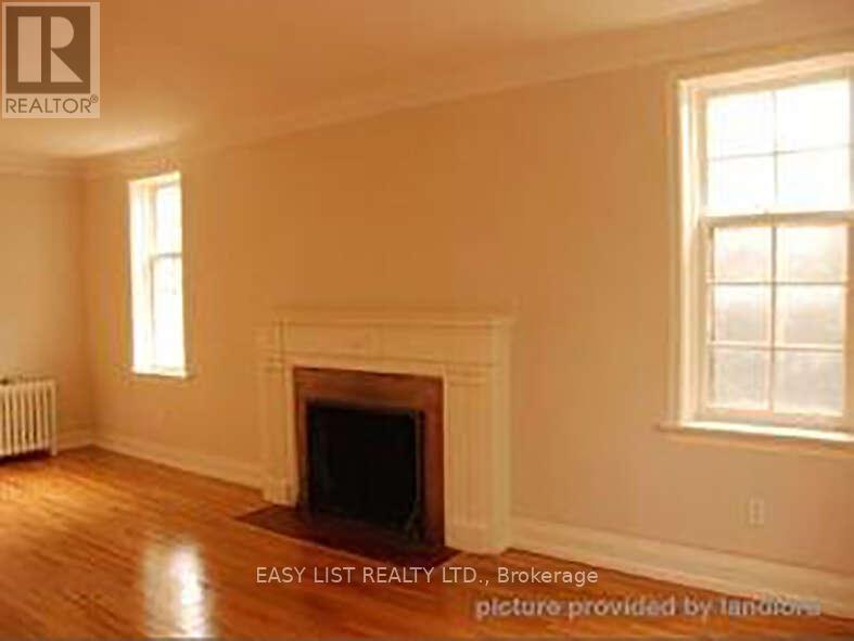 205 Ridley Boulevard, Toronto, Ontario  M5M 3M4 - Photo 17 - C13606346