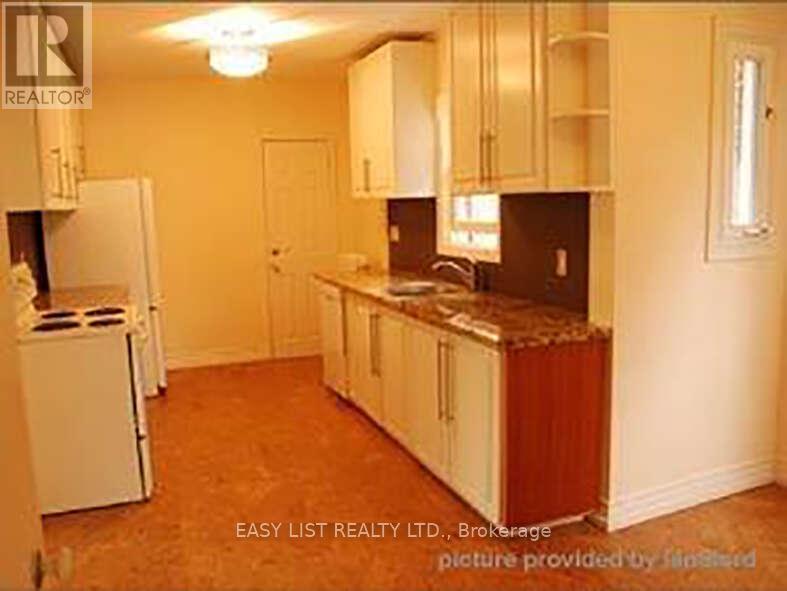 205 Ridley Boulevard, Toronto, Ontario  M5M 3M4 - Photo 21 - C13606346
