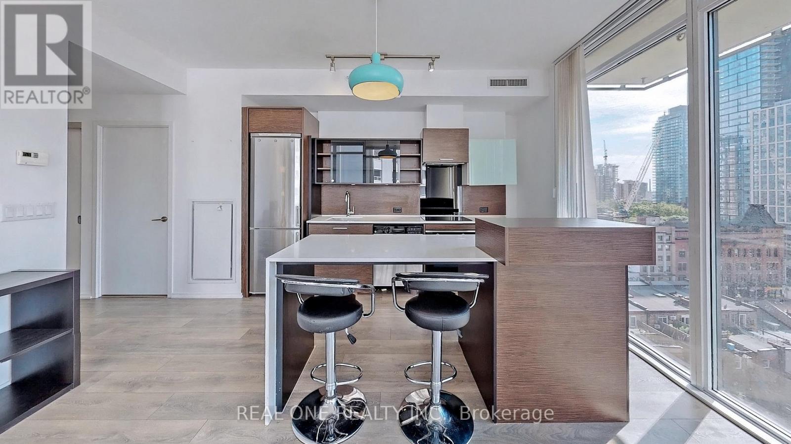1004 - 75 St Nicholas Street, Toronto, Ontario  M4Y 0A5 - Photo 11 - C13607234