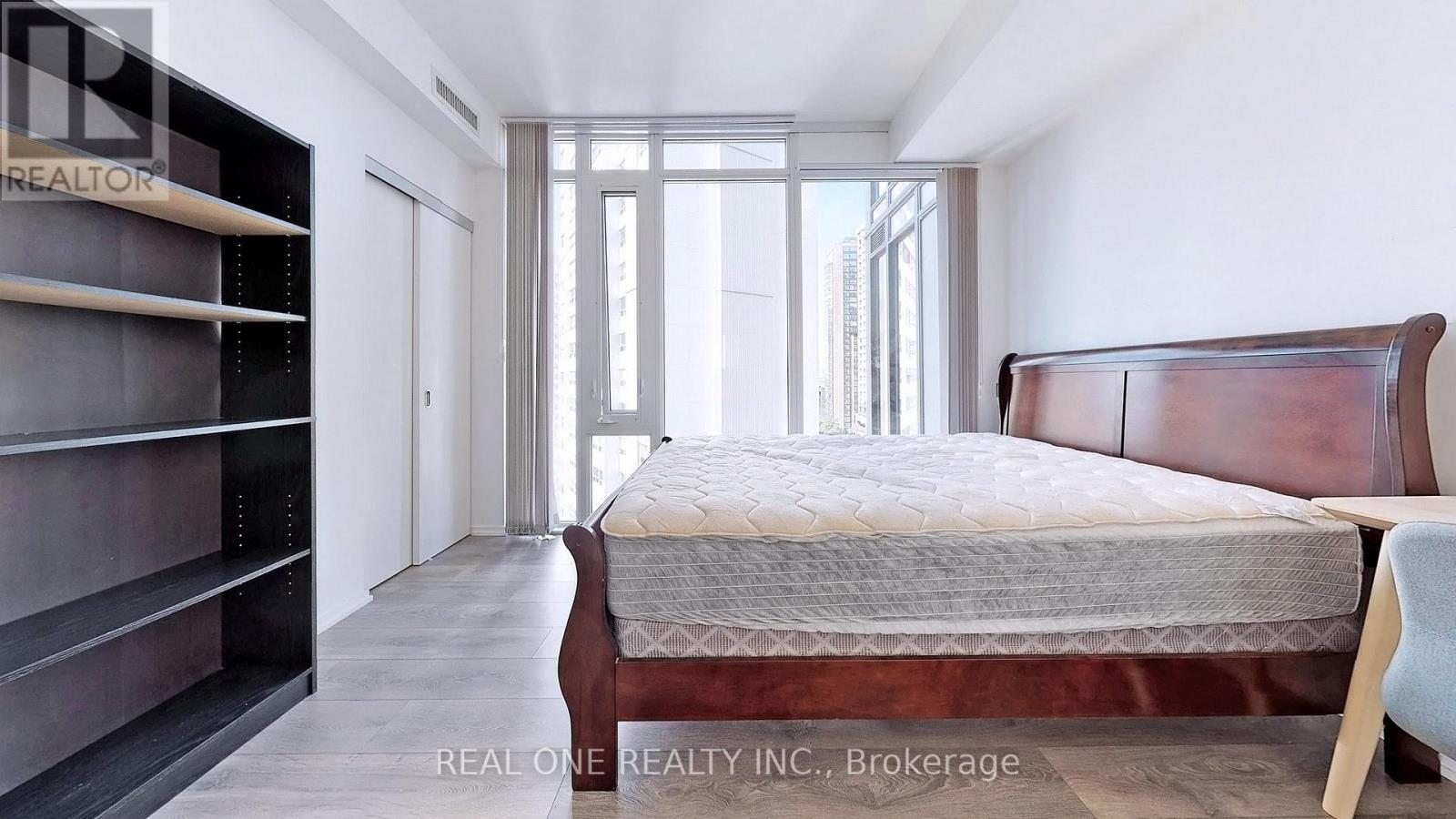 1004 - 75 St Nicholas Street, Toronto, Ontario  M4Y 0A5 - Photo 17 - C13607234