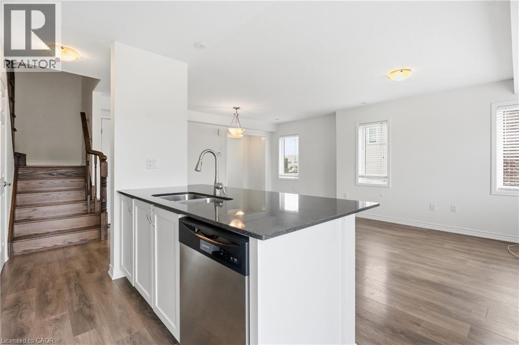 599 Goldenrod Lane, Kitchener, Ontario  N2R 0L7 - Photo 5 - 40840221