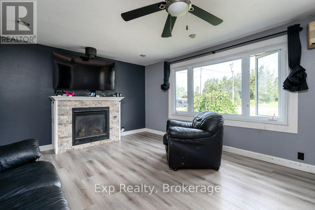 388 Meyers Creek Road, Quinte West, Ontario  K8V 5P8 - Photo 6 - X13607244