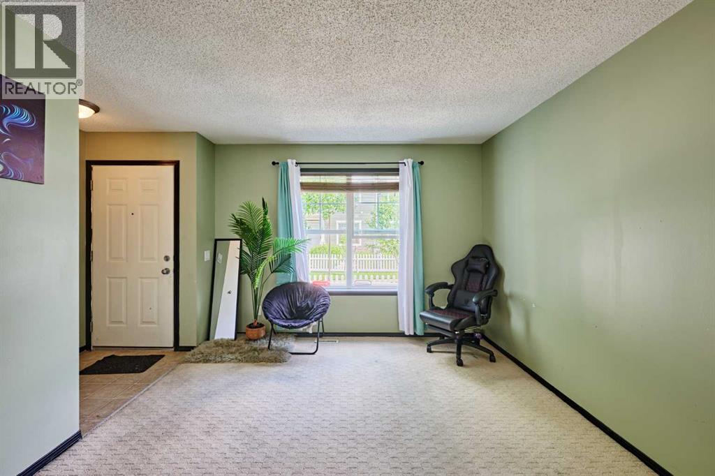225 Elgin Gardens SE, Calgary, Alberta  T2Z 4T6 - Photo 14 - A2325031
