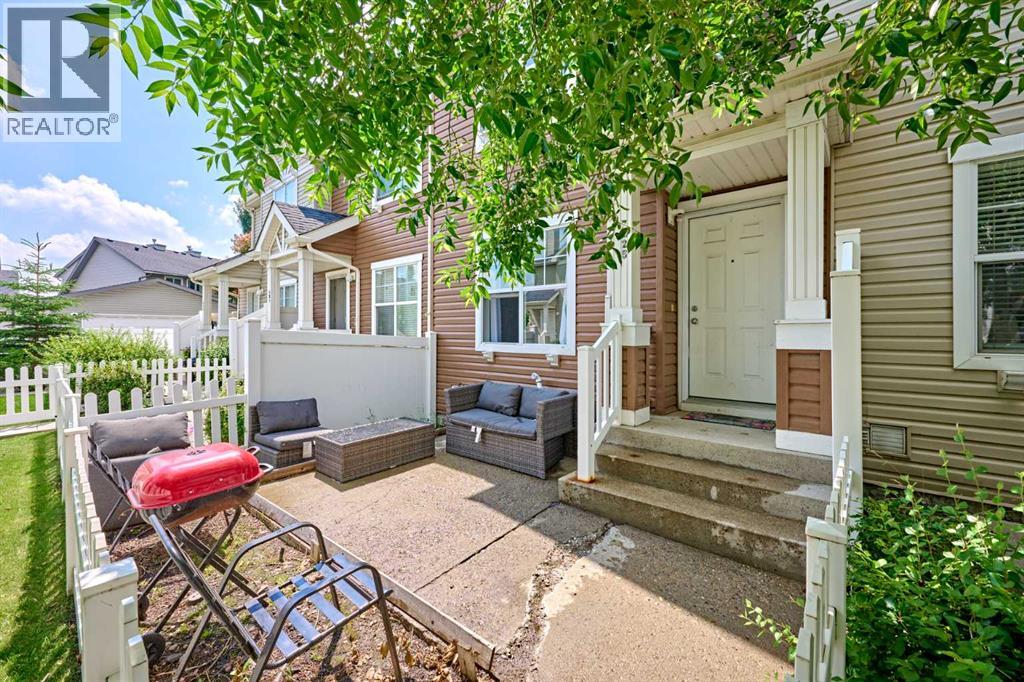 225 Elgin Gardens SE, Calgary, Alberta  T2Z 4T6 - Photo 6 - A2325031