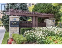 TH1 - 500 DORIS AVENUE, Toronto, Ontario