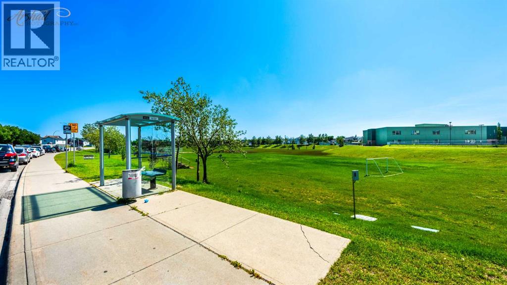 92 Martinwood Road NE, Calgary, Alberta  T3J 3H6 - Photo 32 - A2332219
