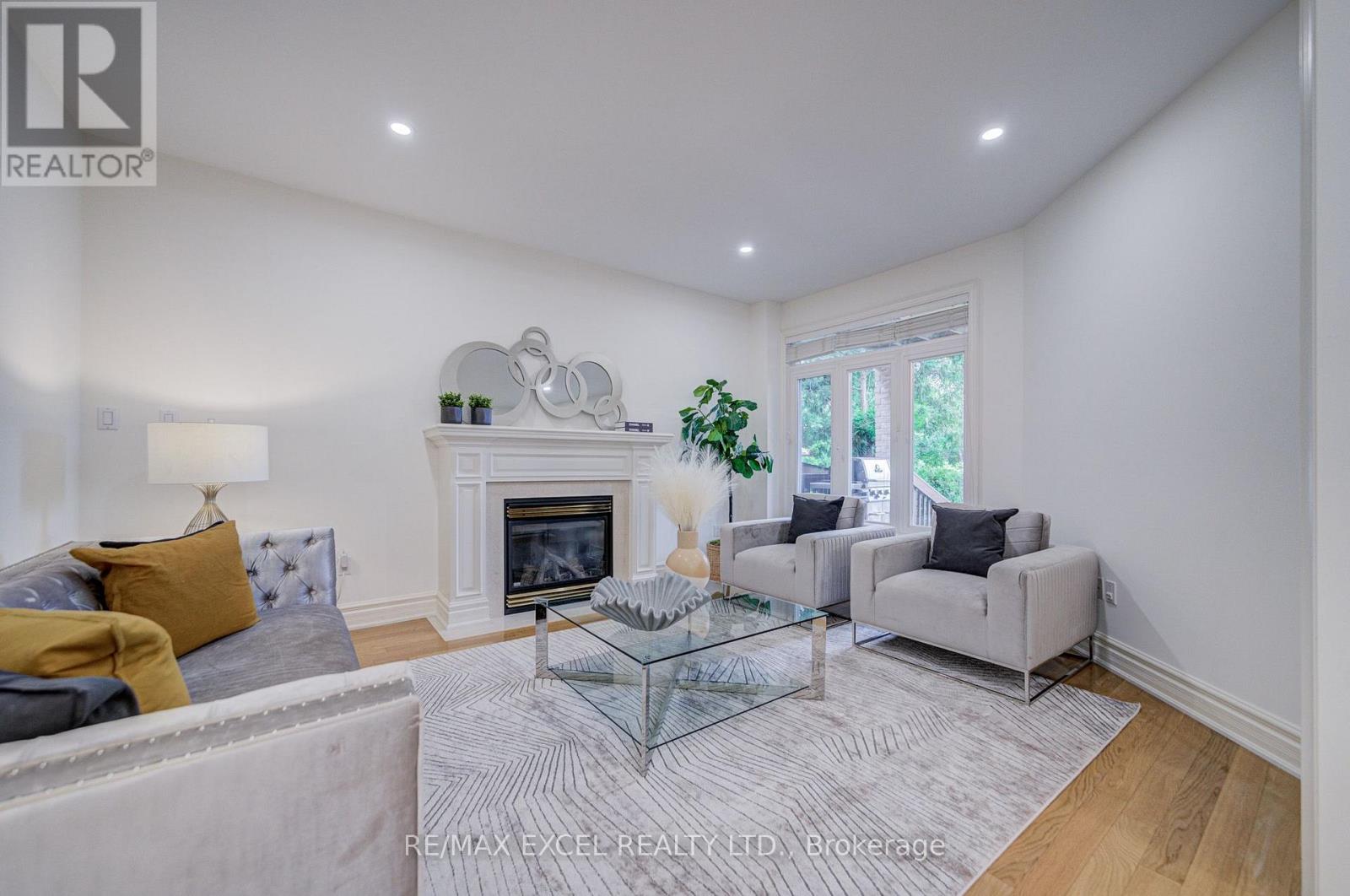 31 Pinewood Drive, Vaughan, Ontario  L4J 5P4 - Photo 13 - N13607264