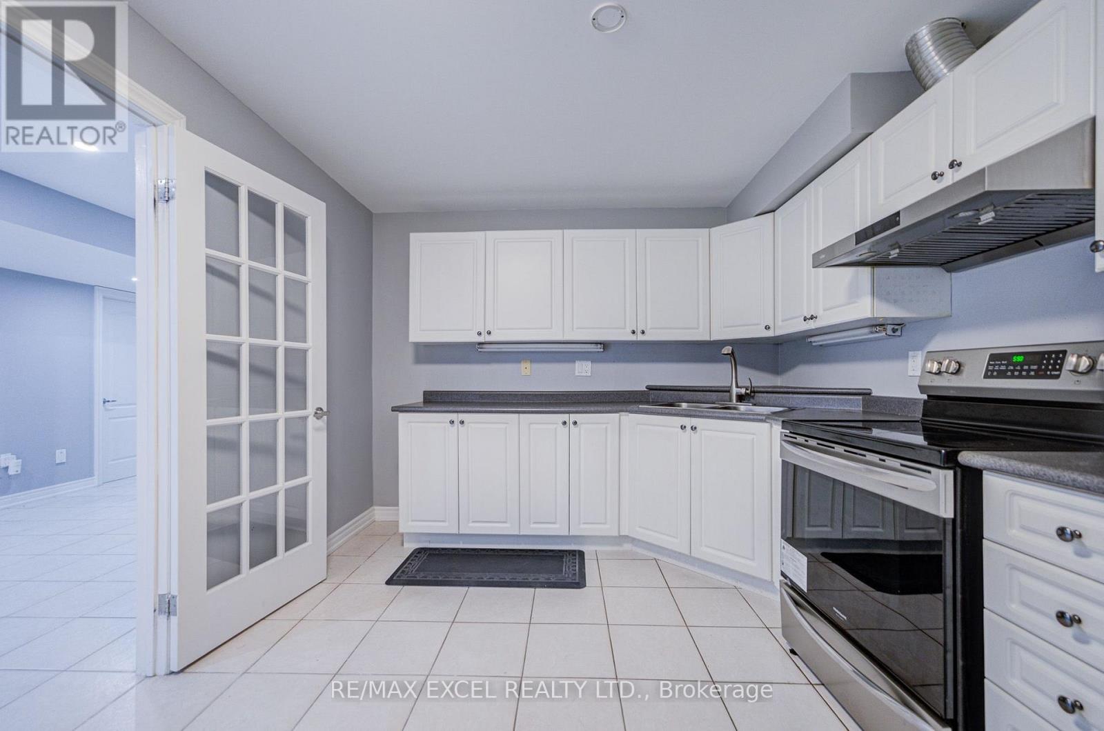 31 Pinewood Drive, Vaughan, Ontario  L4J 5P4 - Photo 39 - N13607264