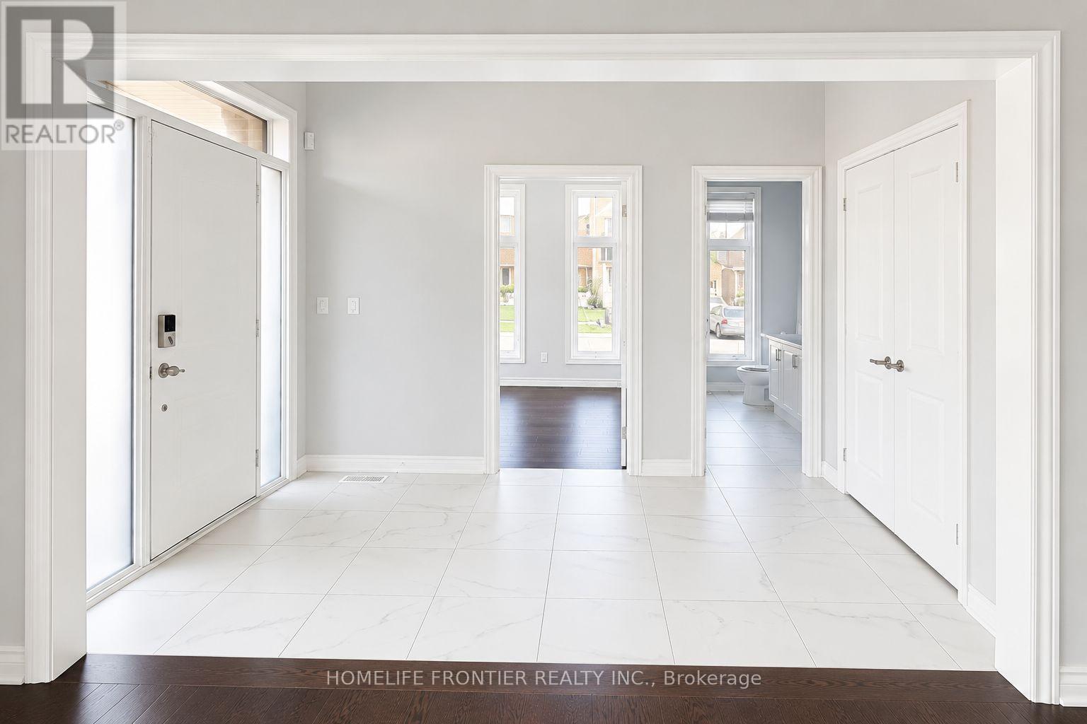49 Ainslie Hill Crescent, Georgina, Ontario L0E 1R0 - Photo 8 - N13594504