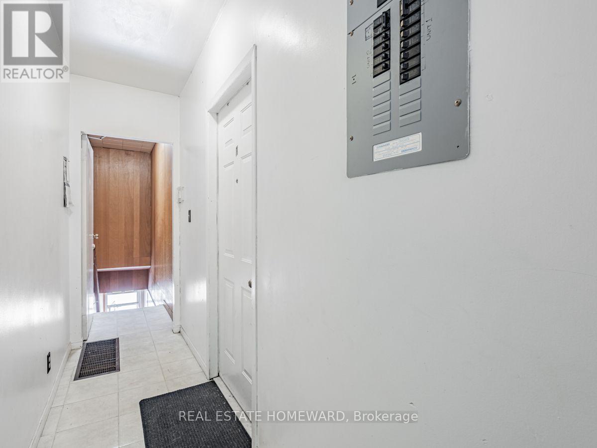 2438 Danforth Avenue, Toronto, Ontario  M4C 1K9 - Photo 2 - E13607298