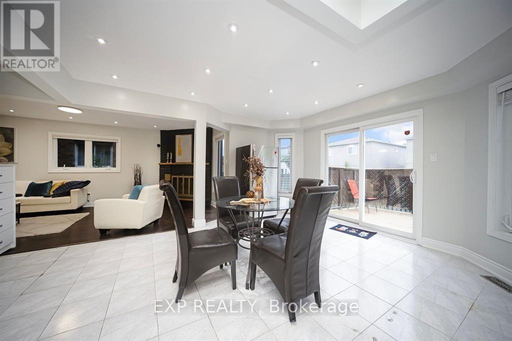 692 Huntington Ridge Drive, Mississauga, Ontario  L5R 1Z5 - Photo 16 - W13607286