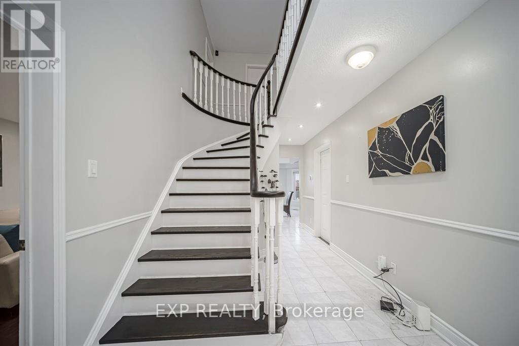 692 Huntington Ridge Drive, Mississauga, Ontario  L5R 1Z5 - Photo 22 - W13607286