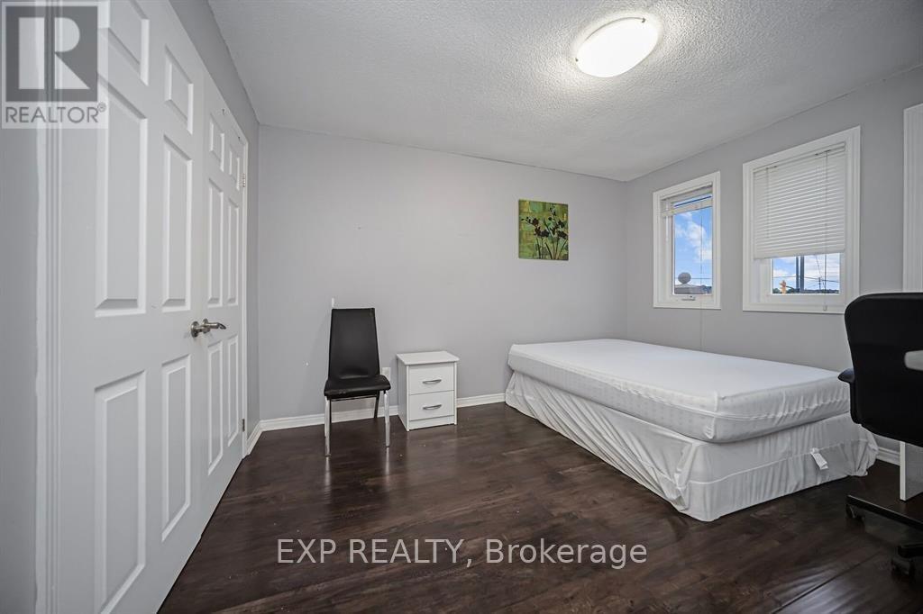 692 Huntington Ridge Drive, Mississauga, Ontario  L5R 1Z5 - Photo 25 - W13607286