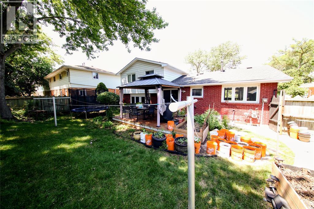 883 Assiniboine Crescent, Sarnia, Ontario  N7T 7N7 - Photo 20 - 26017992
