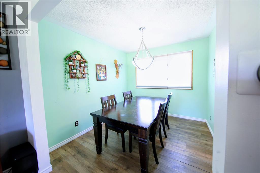 883 Assiniboine Crescent, Sarnia, Ontario  N7T 7N7 - Photo 7 - 26017992