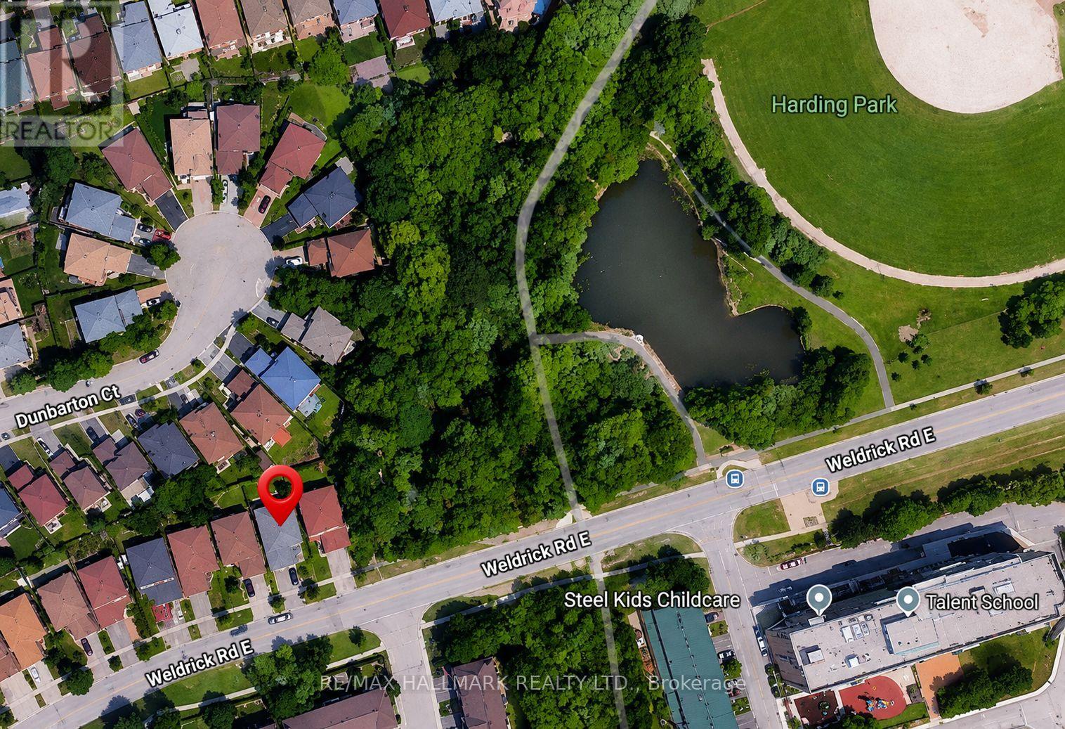 92 Weldrick Road E, Richmond Hill, Ontario  L4C 8T7 - Photo 2 - N13225490