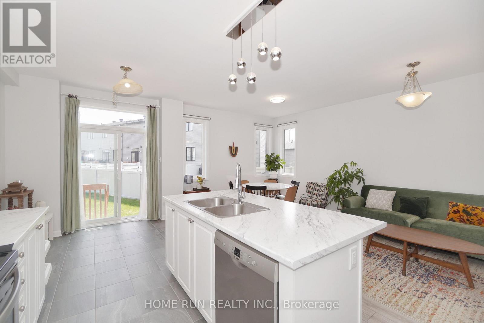 63 Natare Place, Ottawa, Ontario  K2T 0P3 - Photo 12 - X13607348