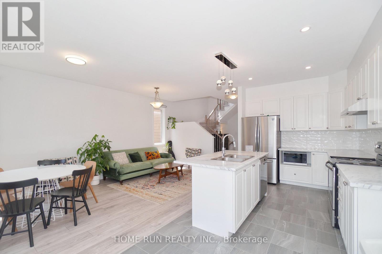 63 Natare Place, Ottawa, Ontario  K2T 0P3 - Photo 7 - X13607348