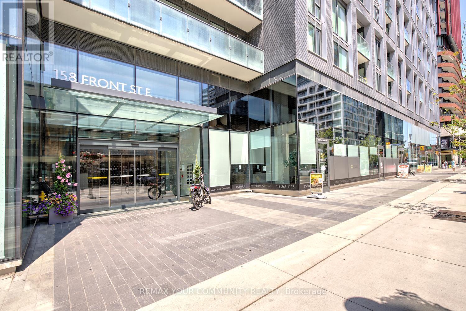 618 - 158 Front Street E, Toronto, Ontario  M5A 0K9 - Photo 3 - C13607334