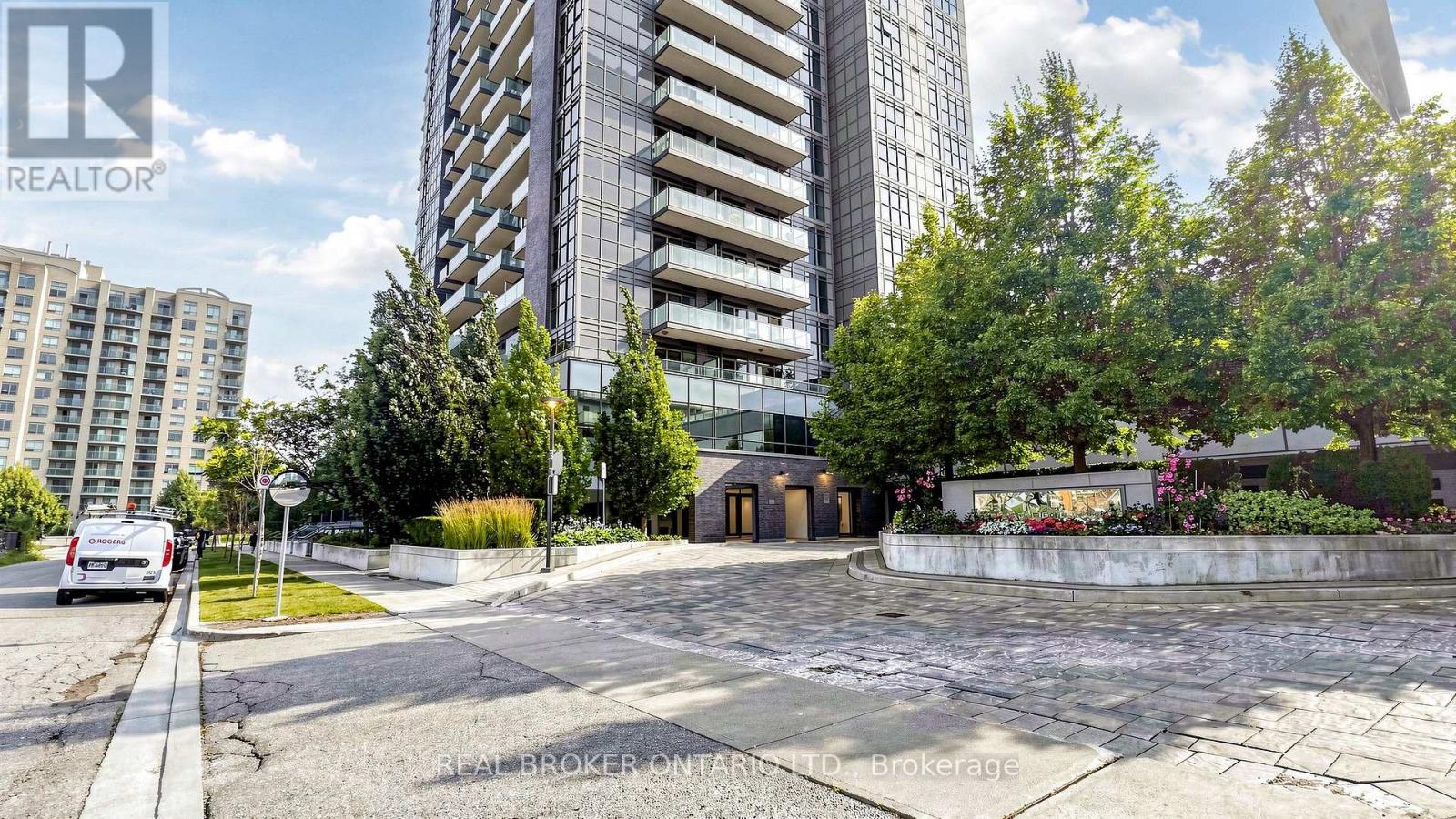 801 - 55 Oneida Crescent, Richmond Hill (Langstaff), Ontario  L4B 0E8 - Photo 2 - N13607332