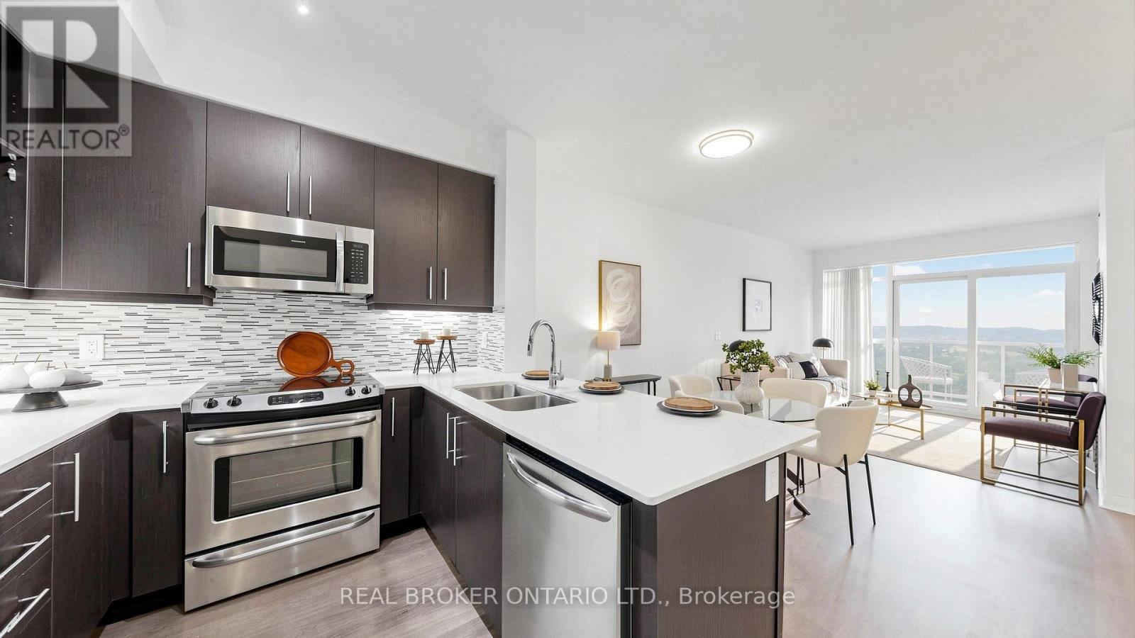 801 - 55 Oneida Crescent, Richmond Hill (Langstaff), Ontario  L4B 0E8 - Photo 24 - N13607332