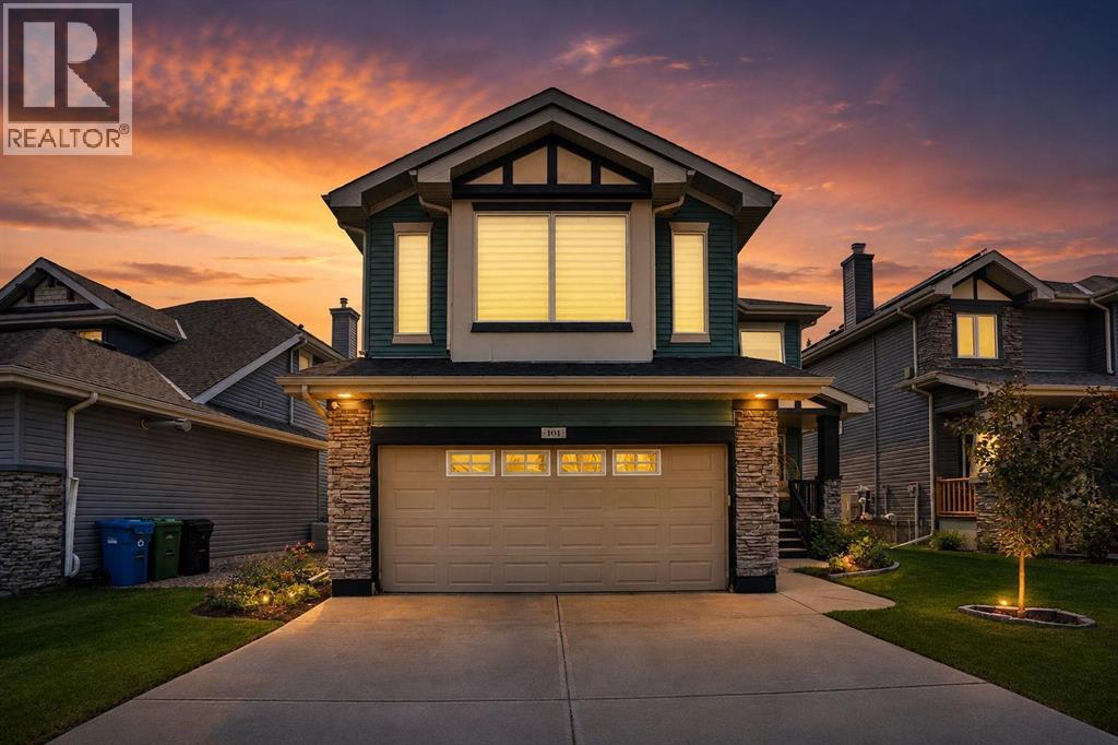 101 Royal Oak Crescent NW, Calgary, Alberta  T3G 4Y7 - Photo 2 - A2332440