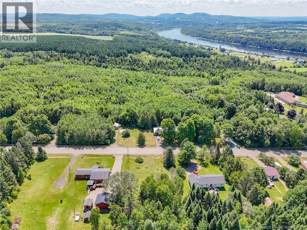 135 Hospital Street, Bath, New Brunswick  E7J 1C1 - Photo 6 - NB144202
