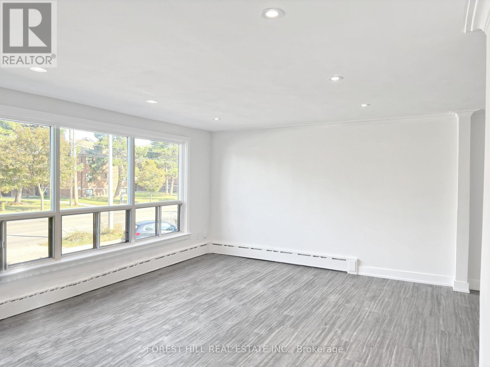 #2 - 443 WILSON AVENUE Toronto (Clanton Park), ON M3H 1T5