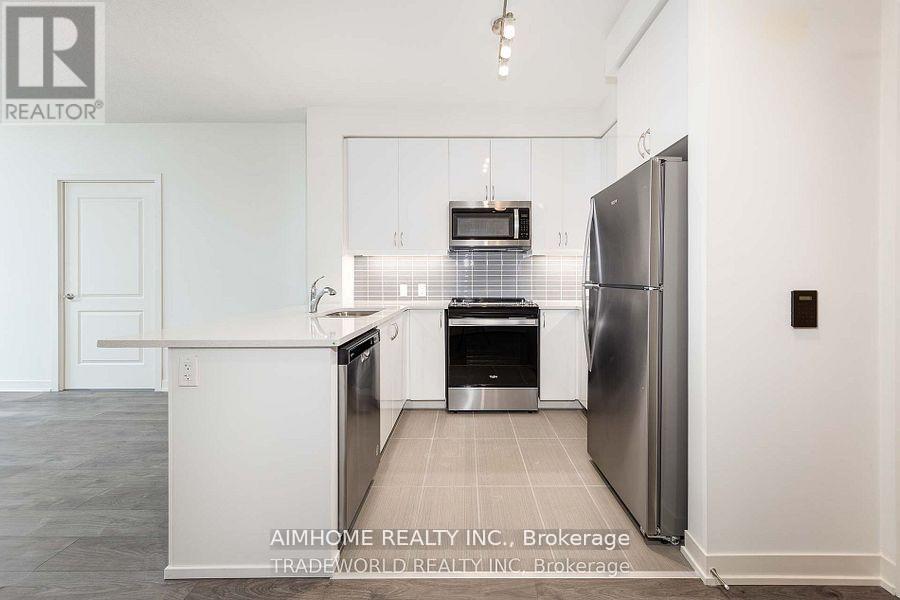 1205 - 4955 Yonge Street, Toronto, Ontario  M2N 0L8 - Photo 2 - C13607446