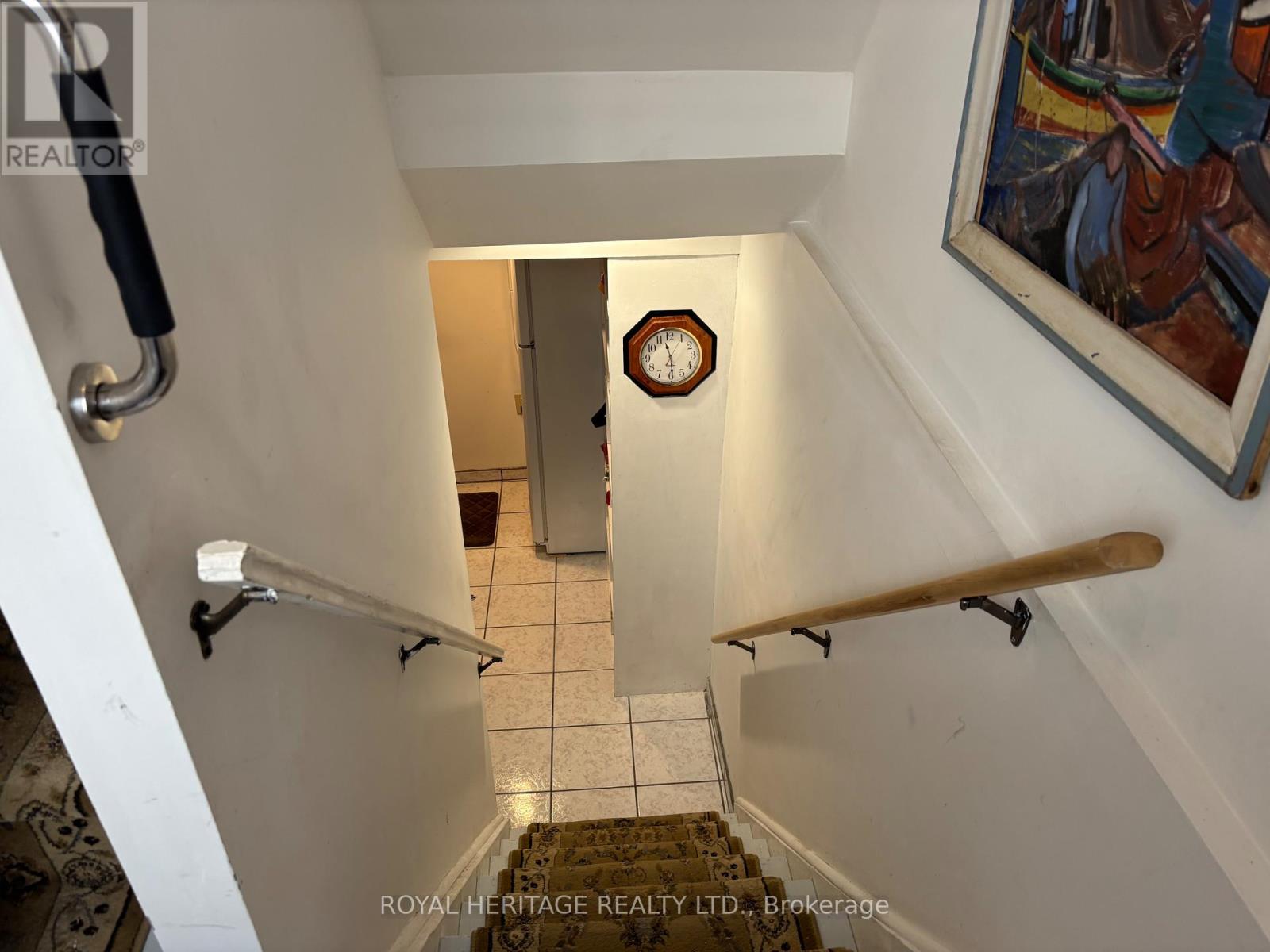 9 Dowers Drive, Ajax, Ontario  L1T 3C8 - Photo 6 - E13607436