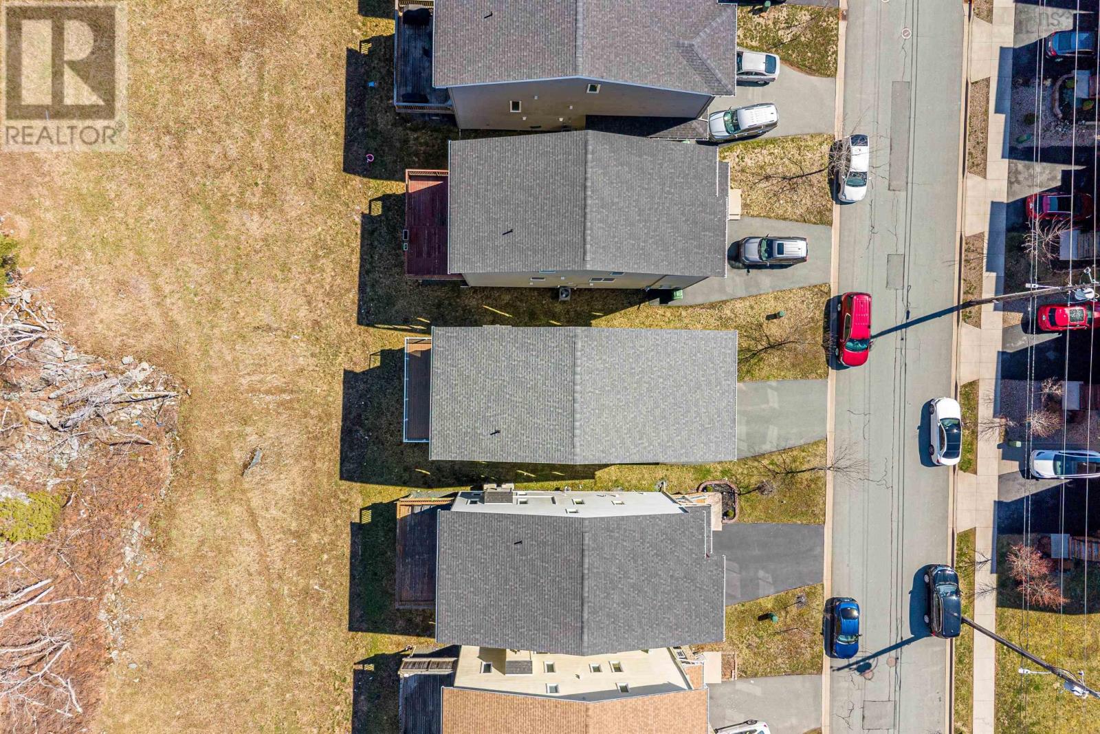 309 Fleetview Drive, Halifax, Nova Scotia  B3M 0L9 - Photo 3 - 202616131