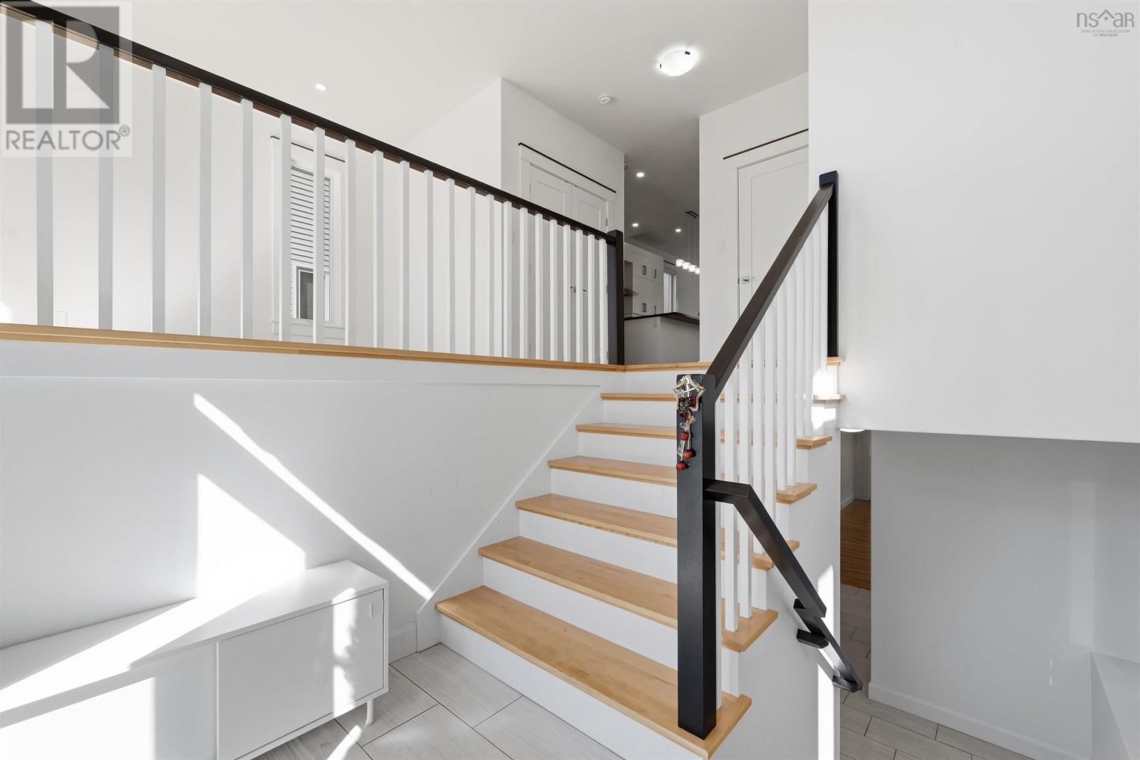 309 Fleetview Drive, Halifax, Nova Scotia  B3M 0L9 - Photo 7 - 202616131