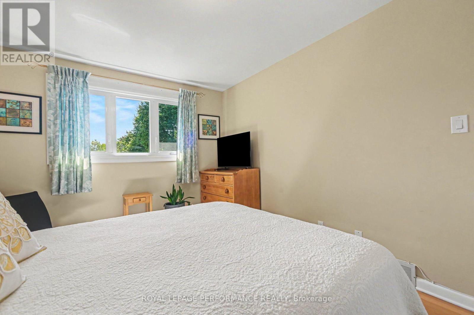 1208 Cline Crescent, Ottawa, Ontario  K2C 2P2 - Photo 25 - X13607416