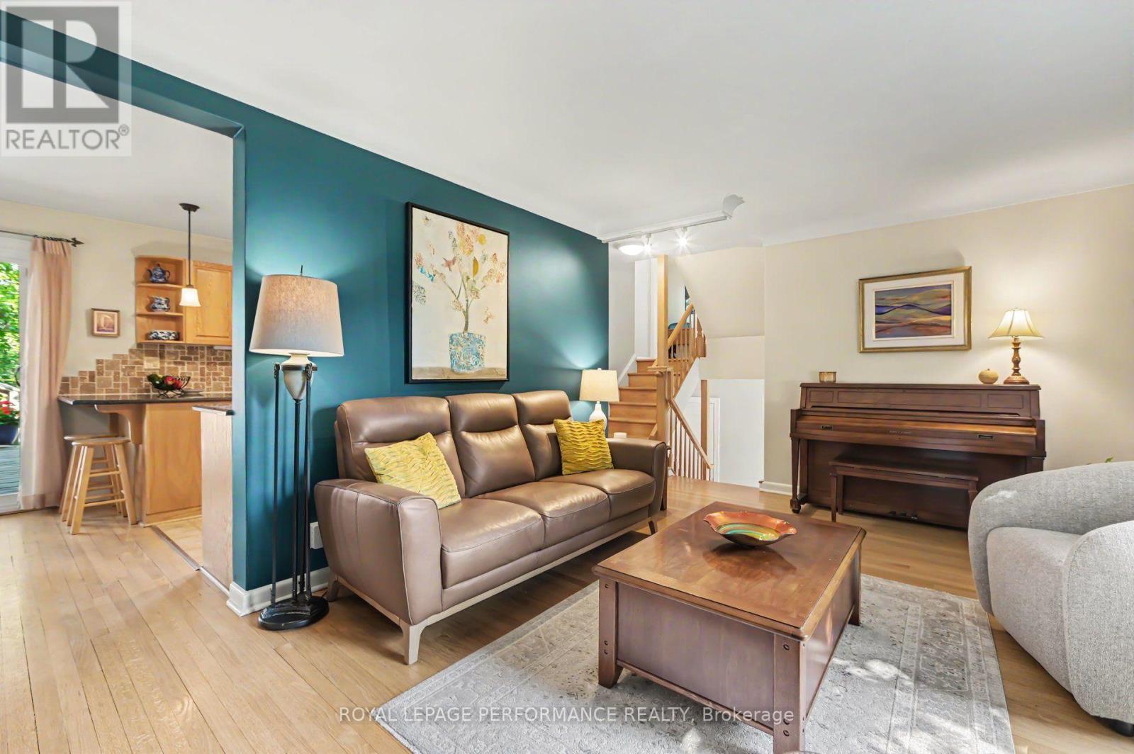 1208 Cline Crescent, Ottawa, Ontario  K2C 2P2 - Photo 7 - X13607416