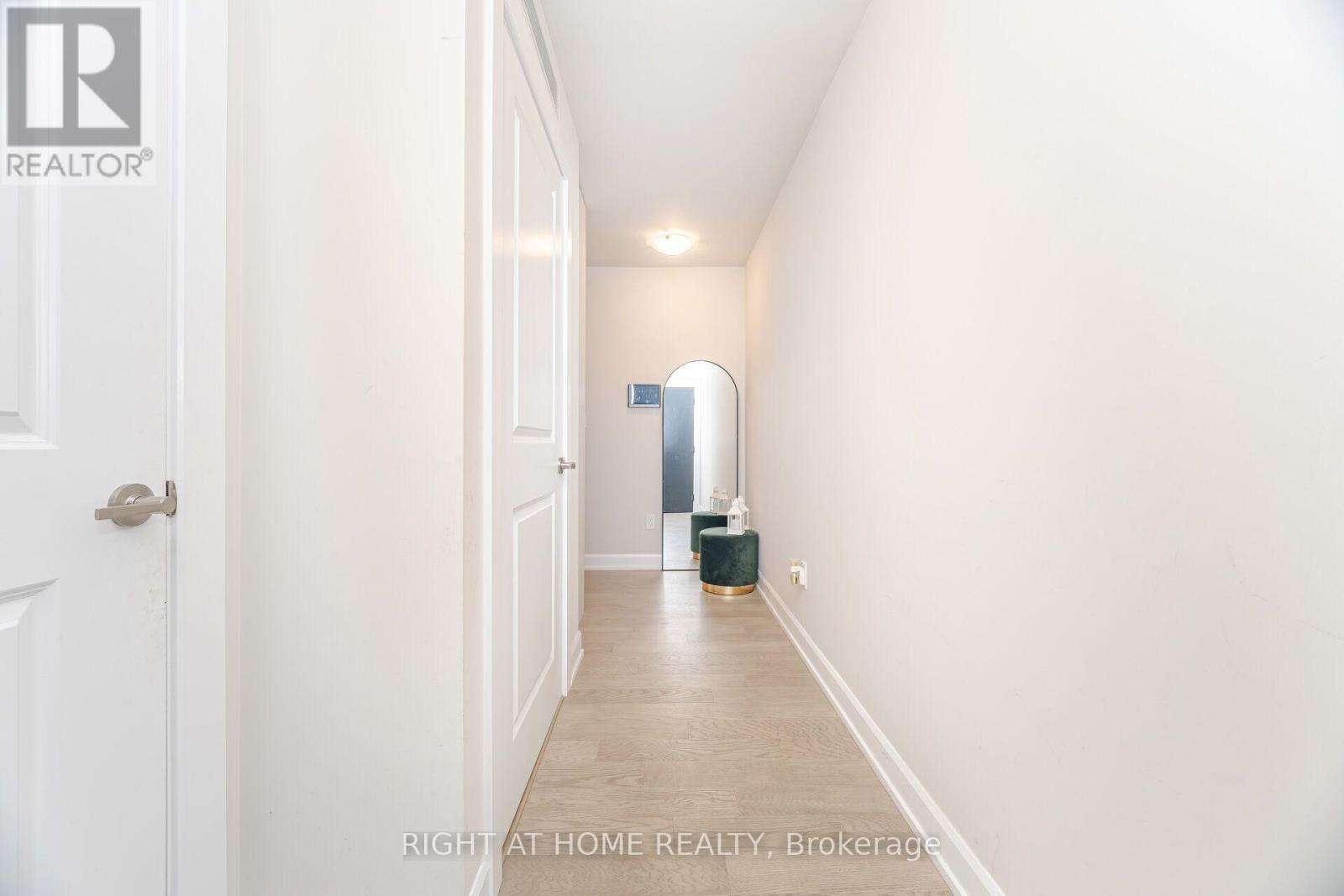 1808 - 3220 William Coltson Avenue, Oakville, Ontario  L6H 7X9 - Photo 8 - W13607396