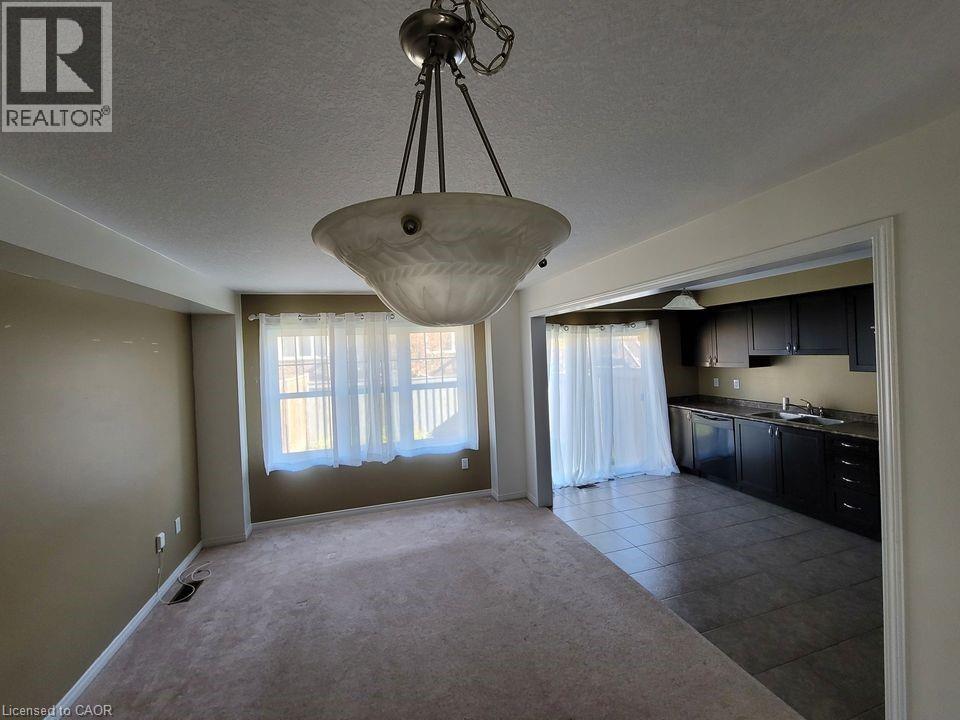 258 Apple Hill Crescent, Kitchener, Ontario N2R 0E5 - Photo 13 - 40851232