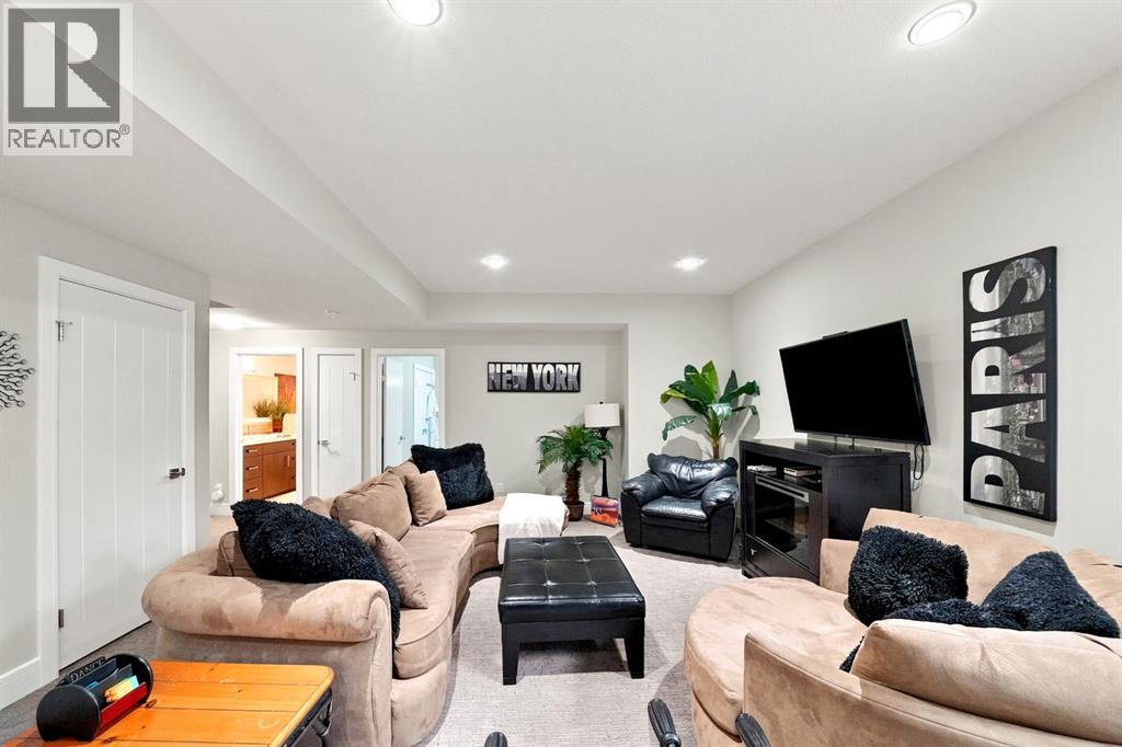 200 Vancouver Crescent, Red Deer, Alberta  T4R 0N7 - Photo 27 - A2332205