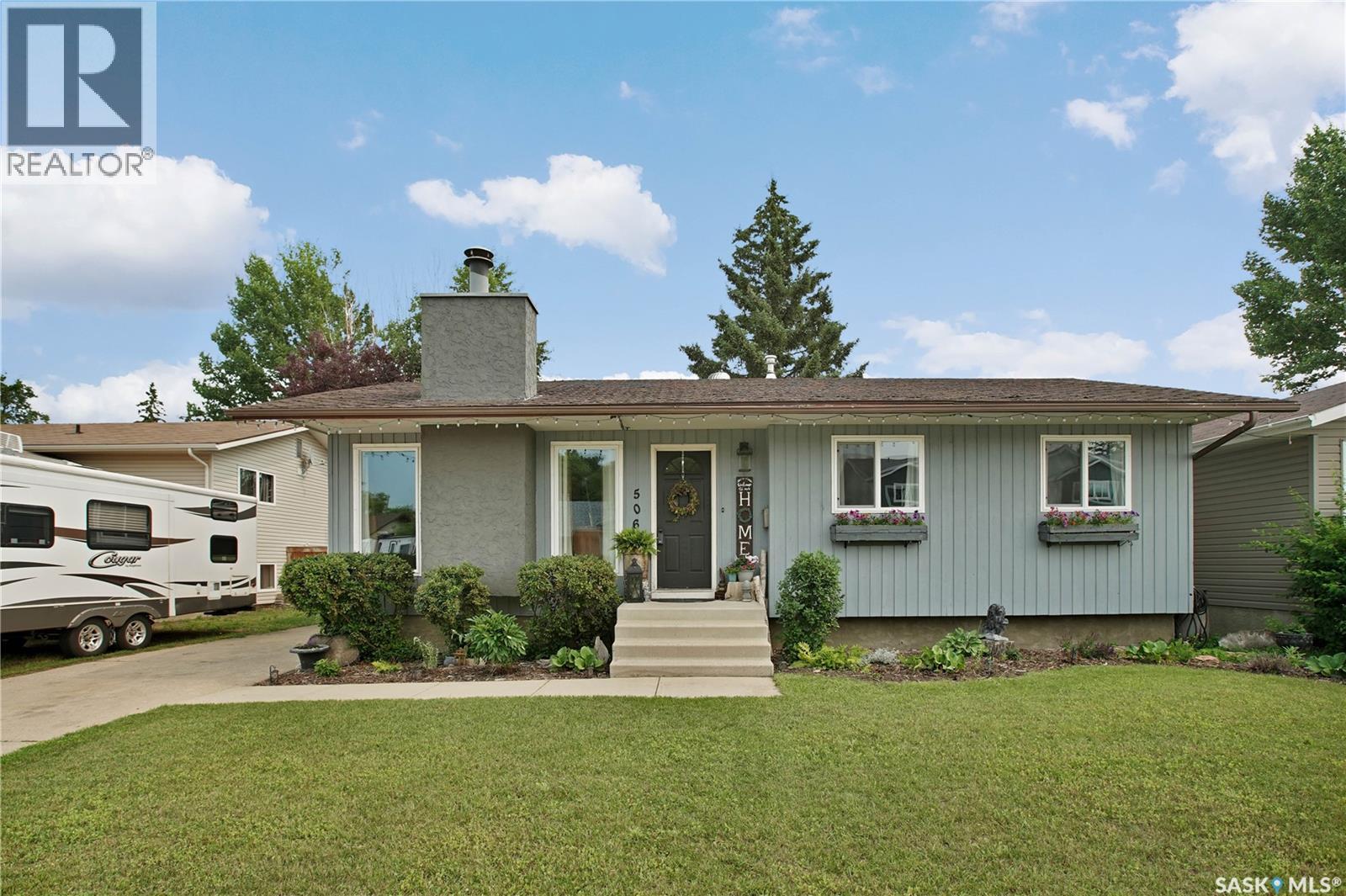 506 4th Avenue, Warman, Saskatchewan  S0K 4S0 - Photo 1 - SK043596