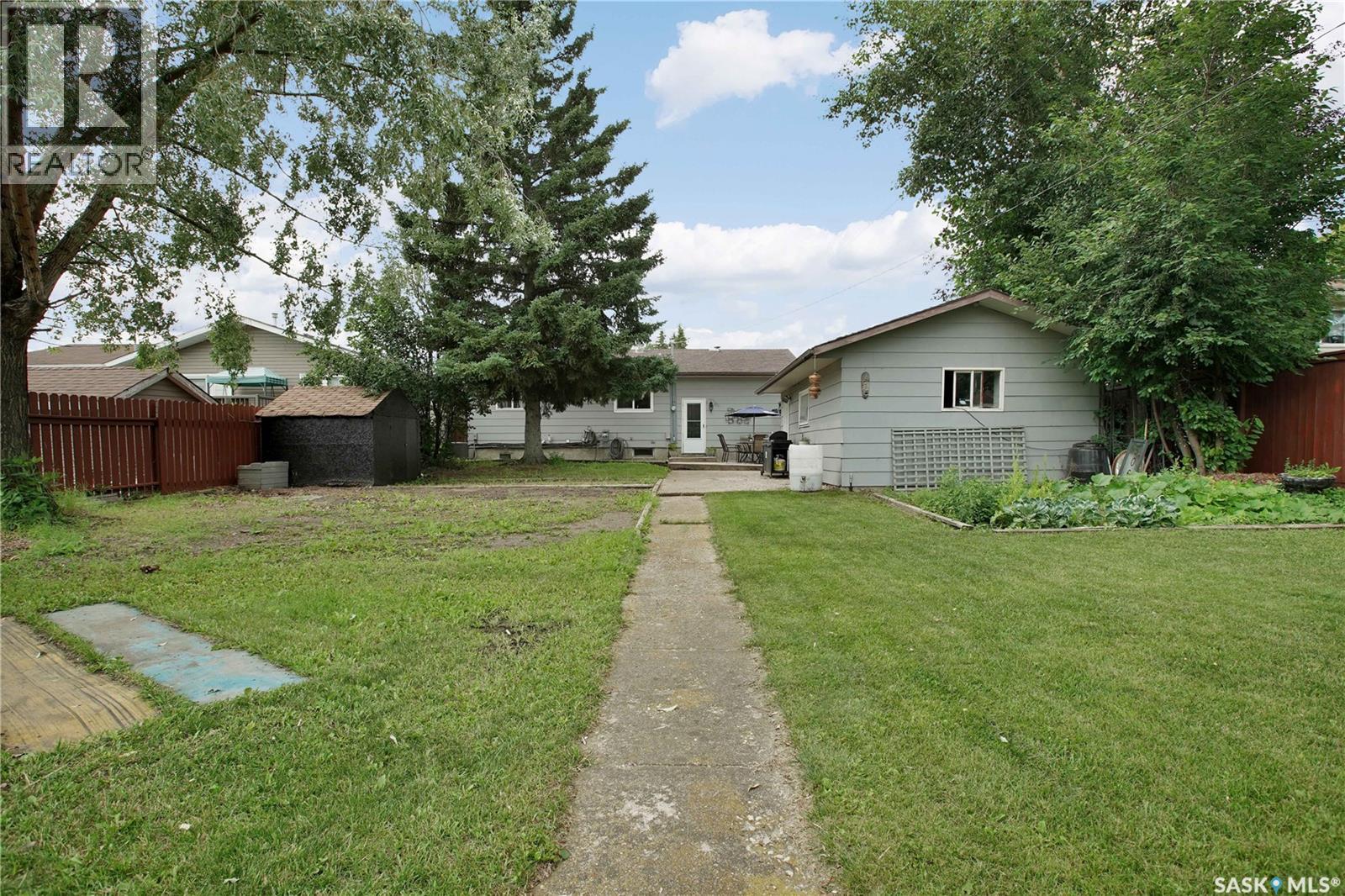 506 4th Avenue, Warman, Saskatchewan  S0K 4S0 - Photo 28 - SK043596