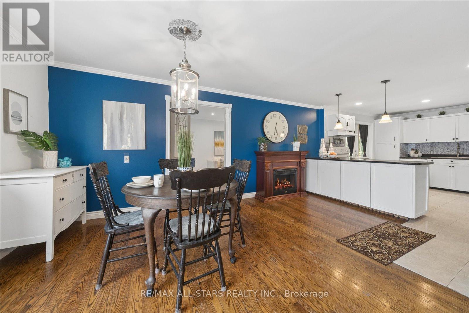 340 Walter Drive, Georgina, Ontario  L4P 3A7 - Photo 10 - N13505488