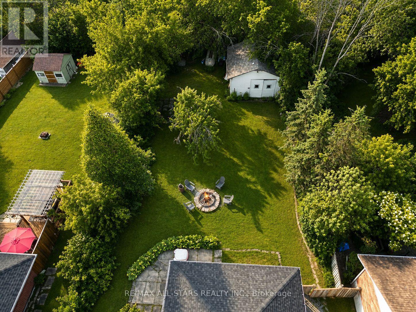340 Walter Drive, Georgina, Ontario  L4P 3A7 - Photo 5 - N13505488