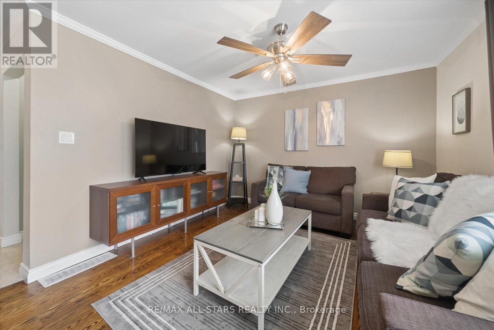 340 Walter Drive, Georgina, Ontario  L4P 3A7 - Photo 7 - N13505488