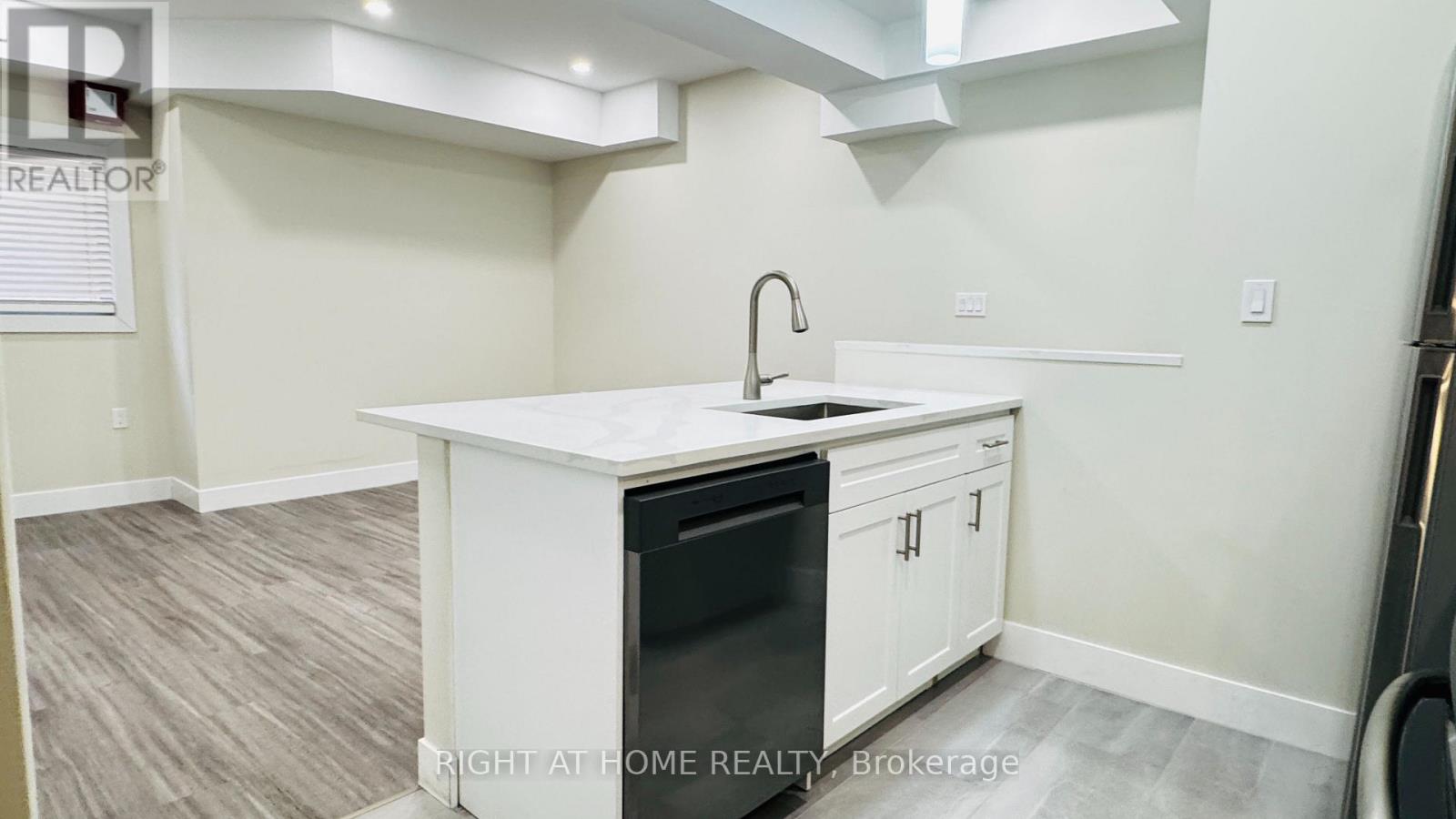 Back Unit - 346 Ashland Avenue, London East, Ontario  N5W 4E8 - Photo 15 - X13607524