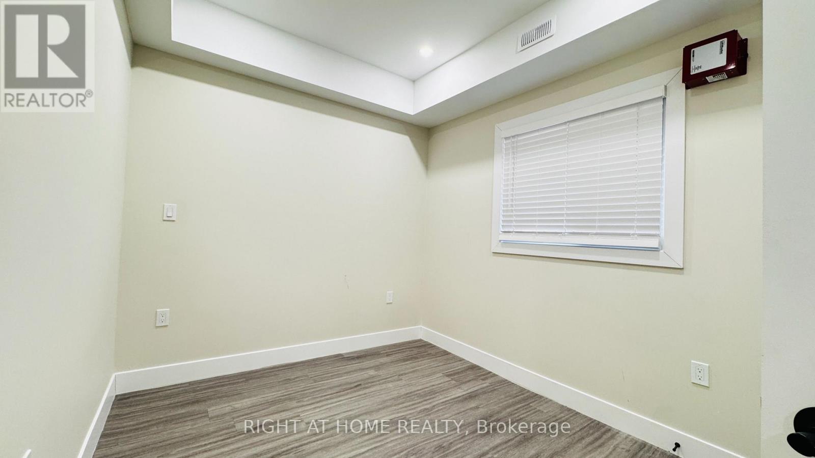 Back Unit - 346 Ashland Avenue, London East, Ontario  N5W 4E8 - Photo 8 - X13607524