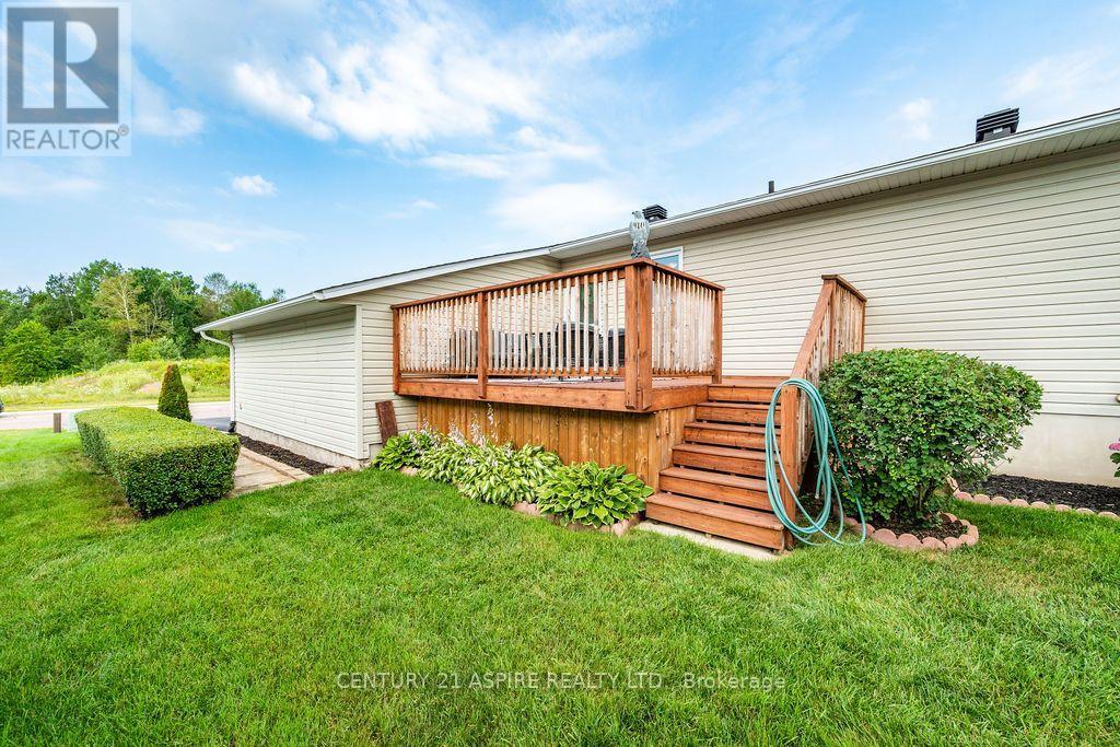 3 Highland Park Drive, Petawawa, Ontario  K8H 3S2 - Photo 40 - X13607504