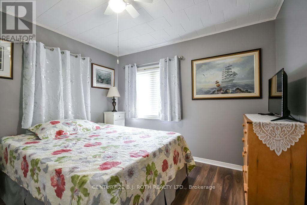 124 Mary Street, Orillia, Ontario  L3V 3E2 - Photo 17 - S13591868