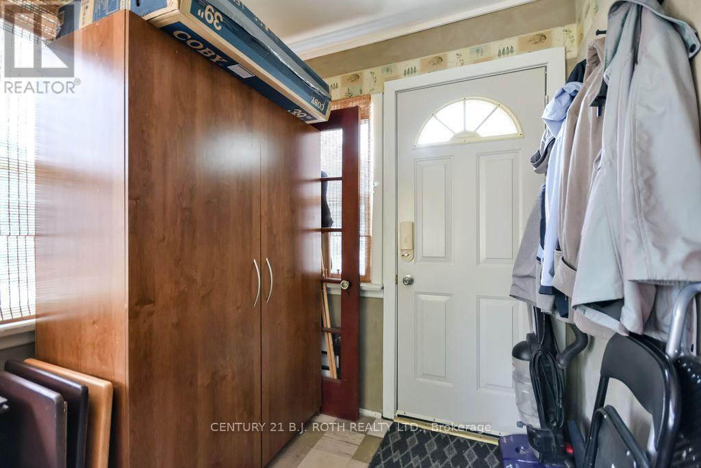 124 Mary Street, Orillia, Ontario  L3V 3E2 - Photo 6 - S13591868